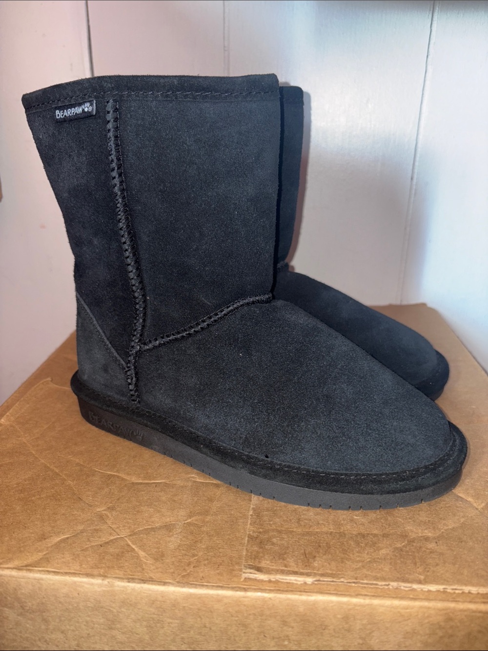 BearPaw Girls Black Suede Mid-Calf Winter Boot size 4